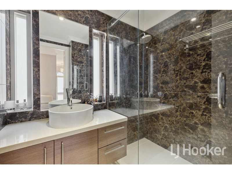 12 Emily Street, St James WA 6102