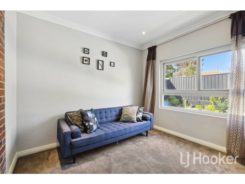 12 Emily Street, St James WA 6102