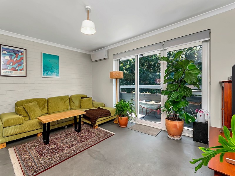 7/5 Welshpool Road, St James WA 6102