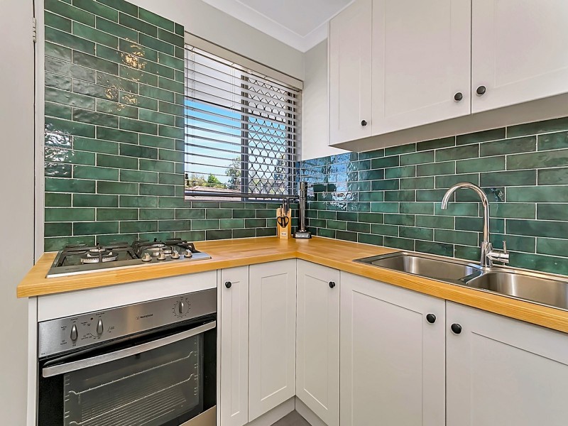 7/5 Welshpool Road, St James WA 6102