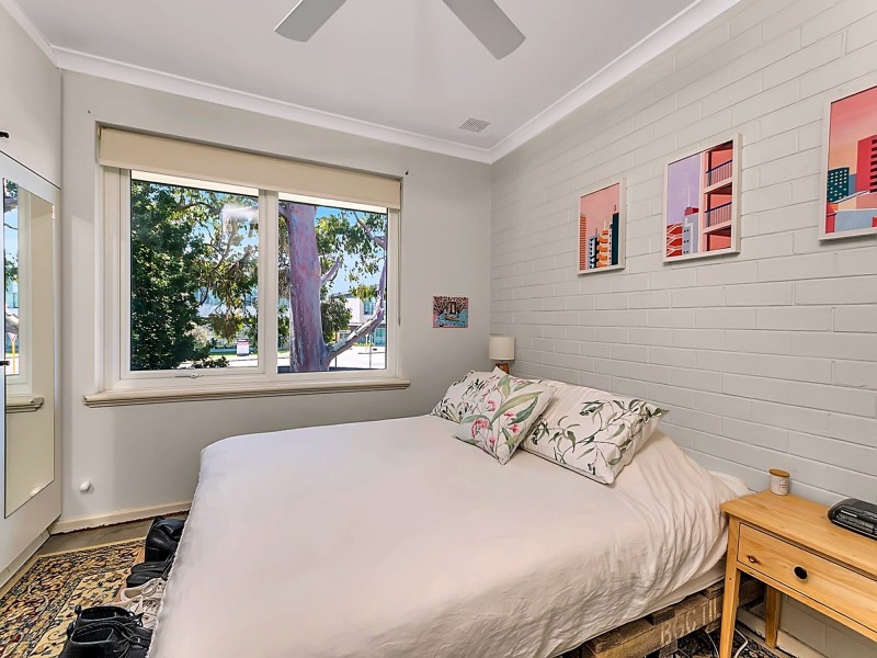 7/5 Welshpool Road, St James WA 6102