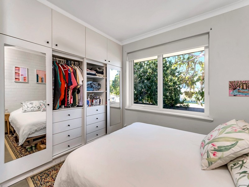 7/5 Welshpool Road, St James WA 6102