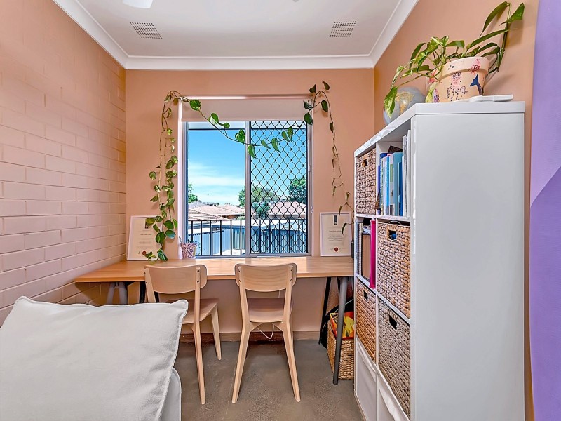 7/5 Welshpool Road, St James WA 6102