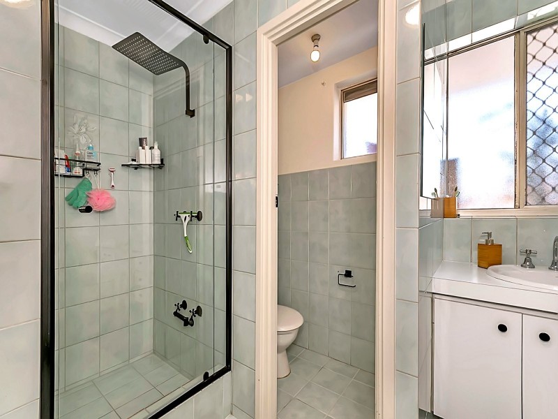 7/5 Welshpool Road, St James WA 6102