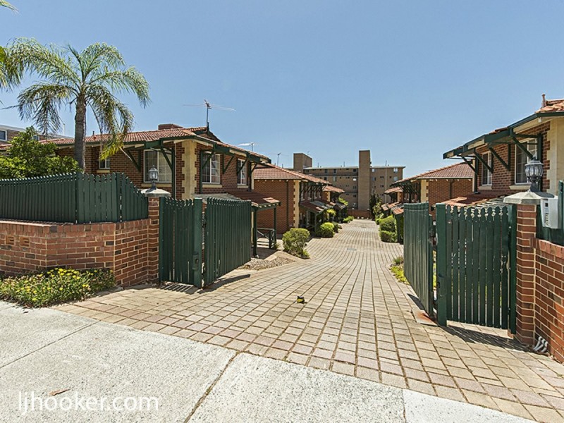 8/39 King George Street, Victoria Park WA 6100