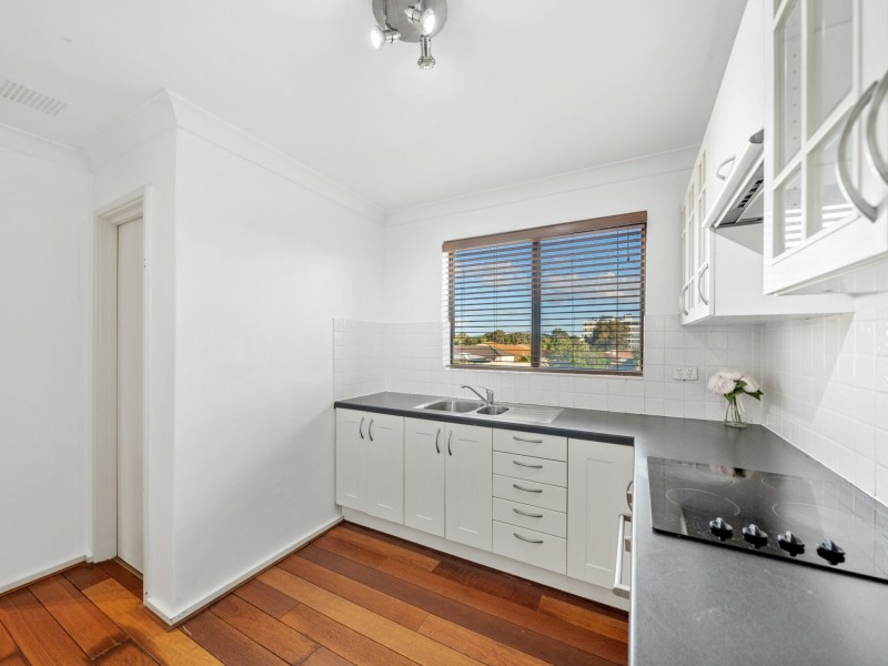 4/440 Canning Highway, Como WA 6152