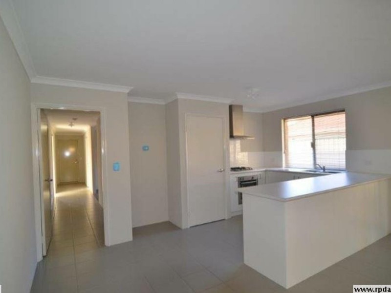 211A Wharf Street, Queens Park WA 6107