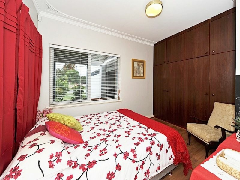 39 Modillion Avenue North, Shelley WA 6148