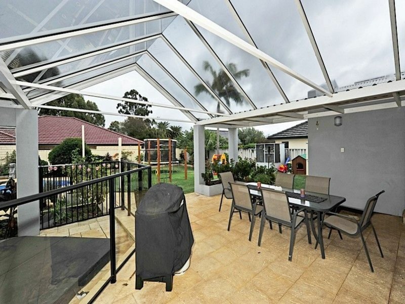 39 Modillion Avenue North, Shelley WA 6148