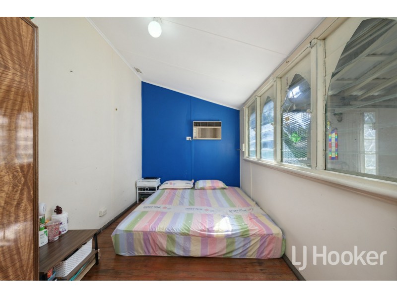 5 Finnan Street, Cloverdale WA 6105