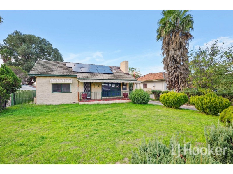 5 Finnan Street, Cloverdale WA 6105