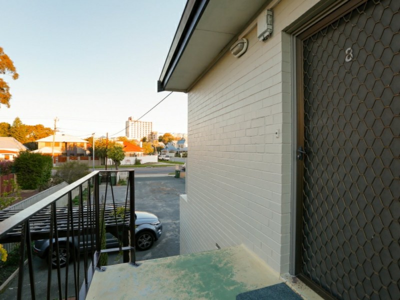 8/348A Mill Point Road, South Perth WA 6151