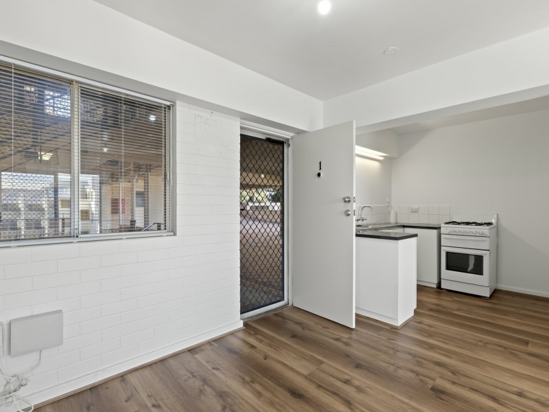 1/15 King George Street,, Victoria Park WA 6100