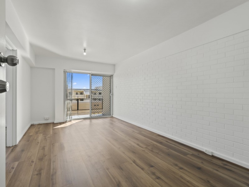 1/15 King George Street,, Victoria Park WA 6100