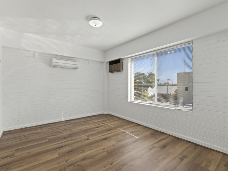 1/15 King George Street,, Victoria Park WA 6100