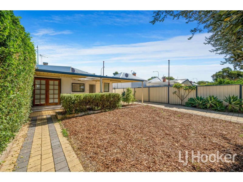 240 Berwick Street, Victoria Park WA 6100