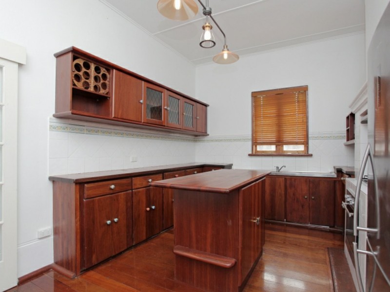 35 Sunbury Road, Victoria Park WA 6100