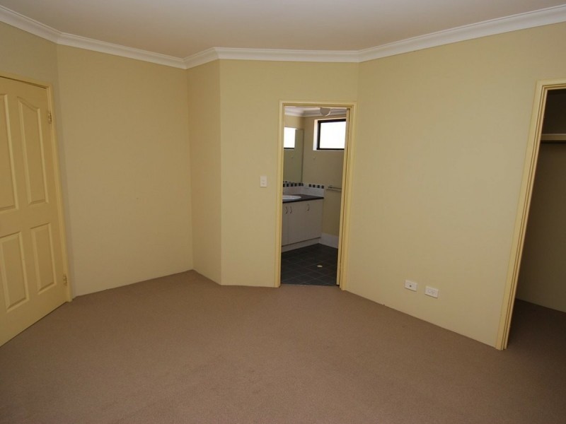 2/32 Mason Street, Cannington WA 6107