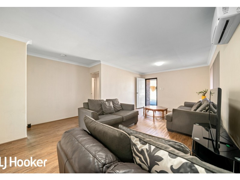 1/12 Kaliamba Court, Cannington WA 6107