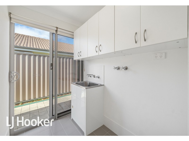 20 Padua Road, Piara Waters WA 6112