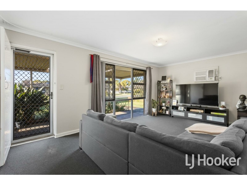 293 Kew Street, Cloverdale WA 6105