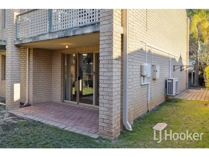 4/131 Berwick Street, Victoria Park WA 6100