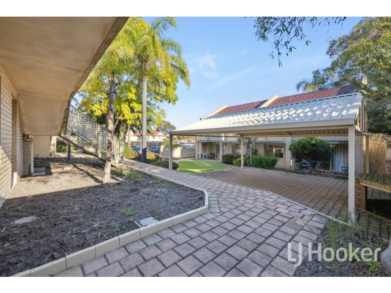 4/131 Berwick Street, Victoria Park WA 6100