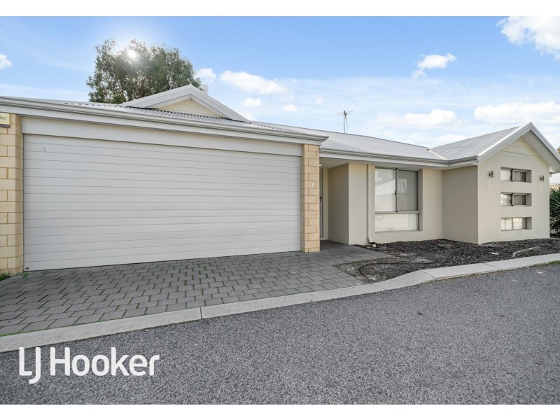 2/148 Treasure Road, Queens Park WA 6107