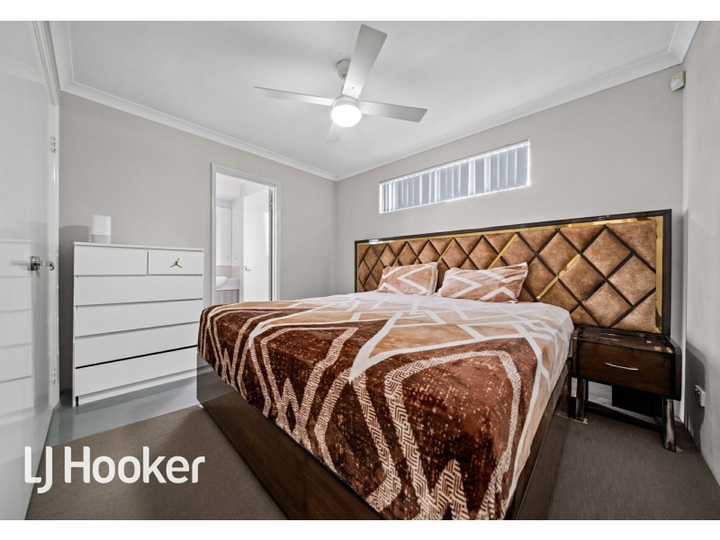 2/148 Treasure Road, Queens Park WA 6107