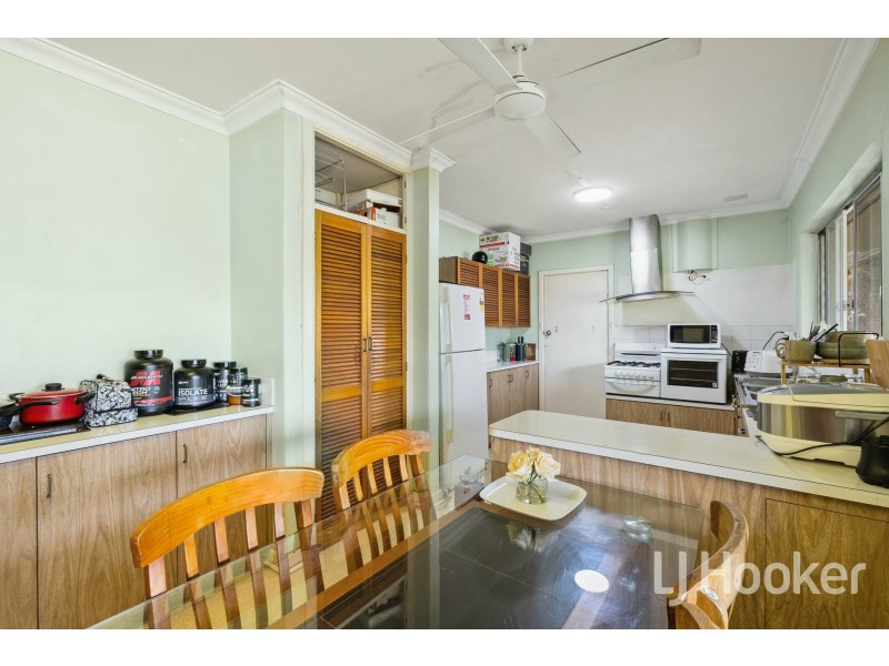 34 Stonehouse Crescent, Bentley WA 6102