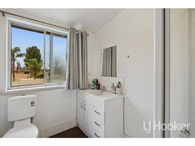 34 Stonehouse Crescent, Bentley WA 6102