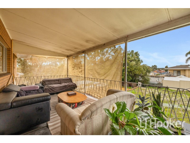 34 Stonehouse Crescent, Bentley WA 6102