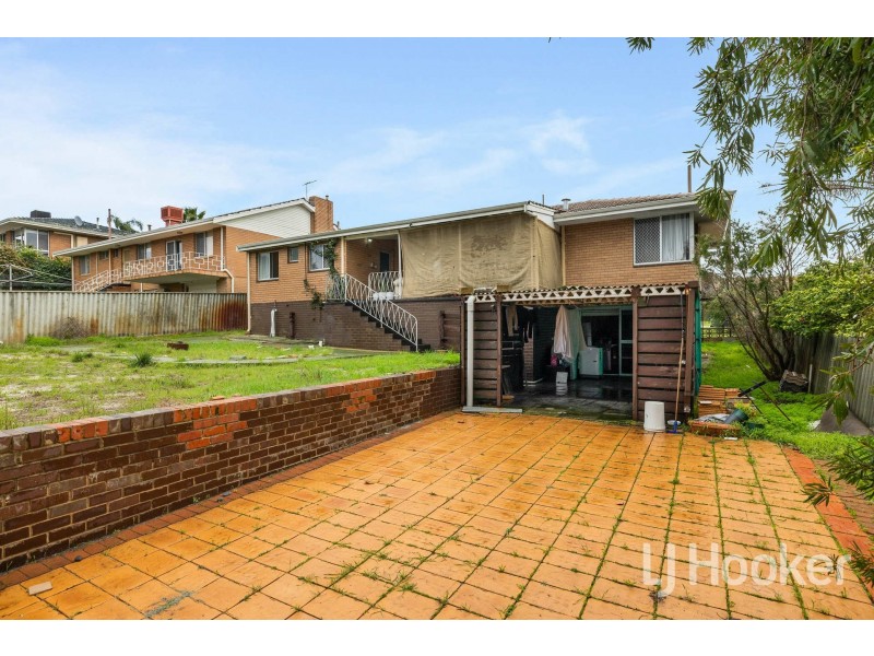 34 Stonehouse Crescent, Bentley WA 6102