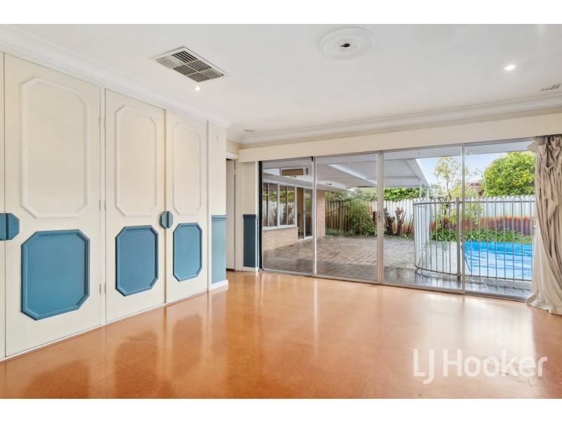 49 Clydesdale Street, Como WA 6152