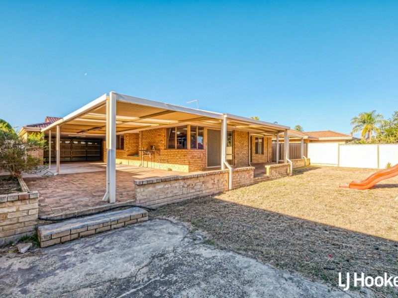 8 Aboyne Place, Seville Grove WA 6112