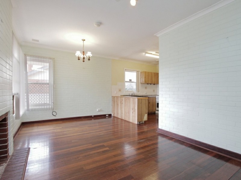 154 Manning Road, Wilson WA 6107