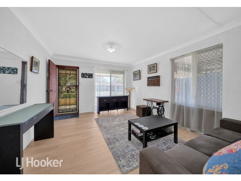 11 Oleander Street, Maddington WA 6109