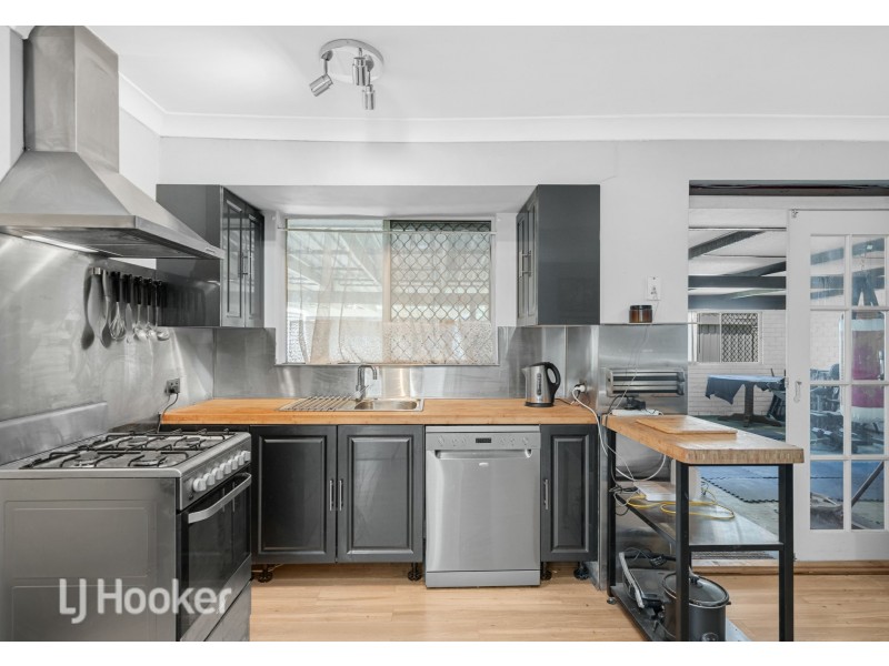 11 Oleander Street, Maddington WA 6109