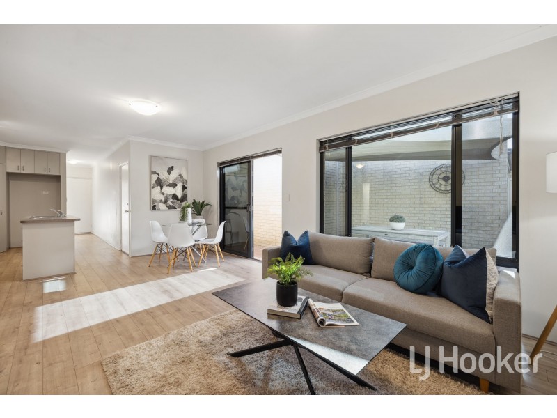 2/82 Queen Street, Bentley WA 6102