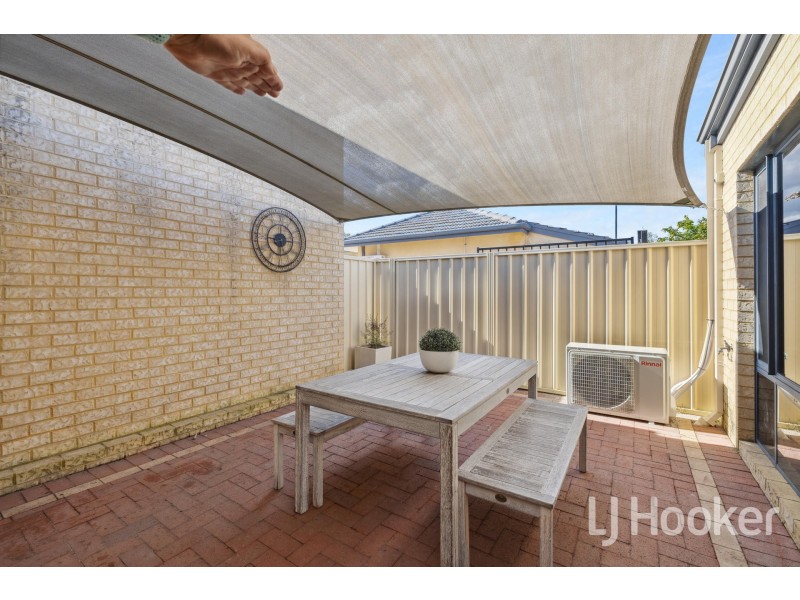 2/82 Queen Street, Bentley WA 6102