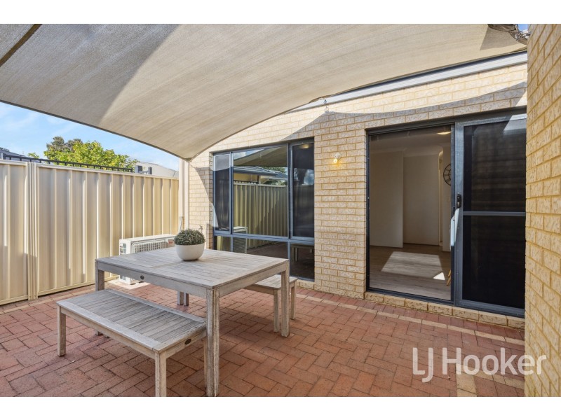2/82 Queen Street, Bentley WA 6102