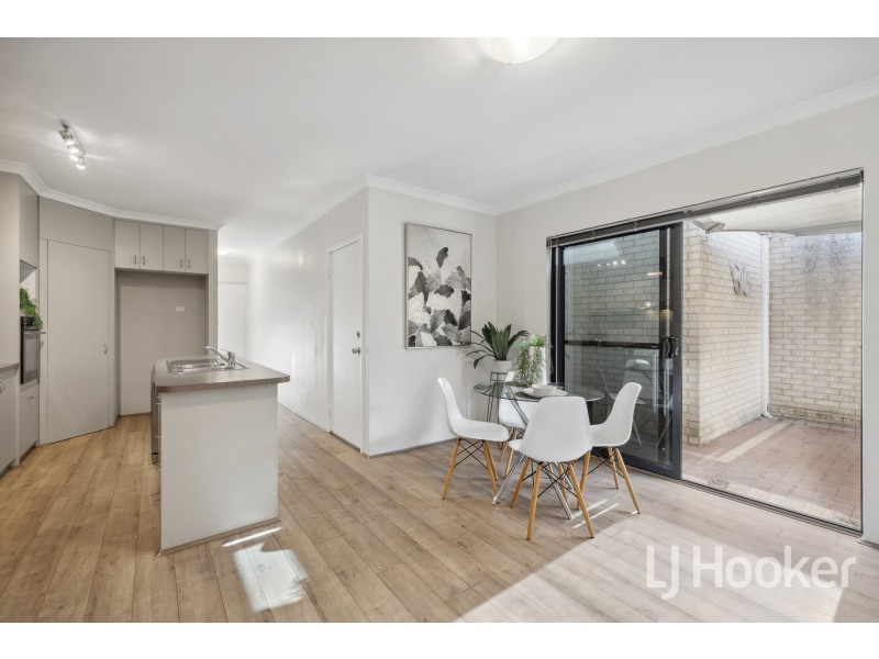 2/82 Queen Street, Bentley WA 6102