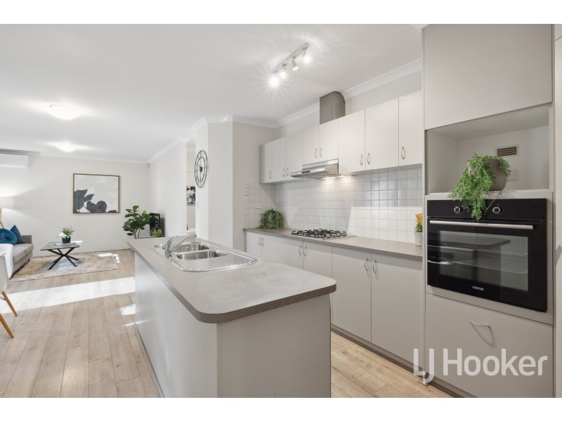 2/82 Queen Street, Bentley WA 6102