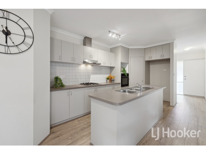 2/82 Queen Street, Bentley WA 6102