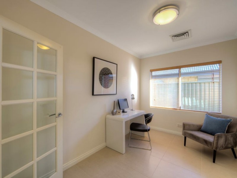 107 Maamba Road, Wattle Grove WA 6107