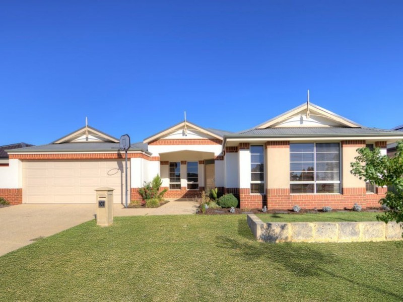 107 Maamba Road, Wattle Grove WA 6107