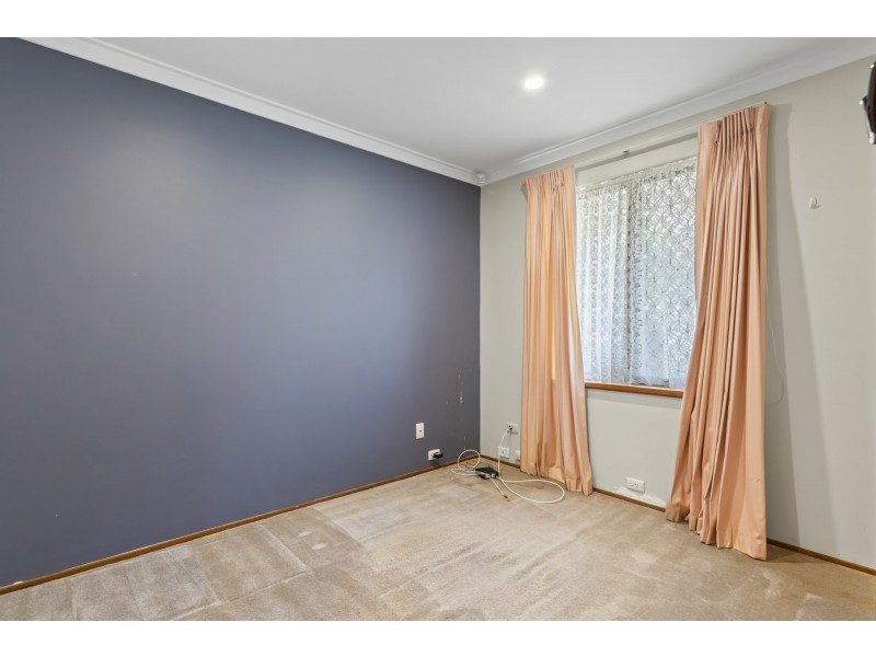 8 Pearson Crescent, Bull Creek WA 6149