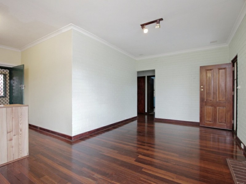 154 Manning Road, Wilson WA 6107
