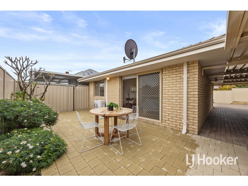 2/169 Shepperton Road, Victoria Park WA 6100