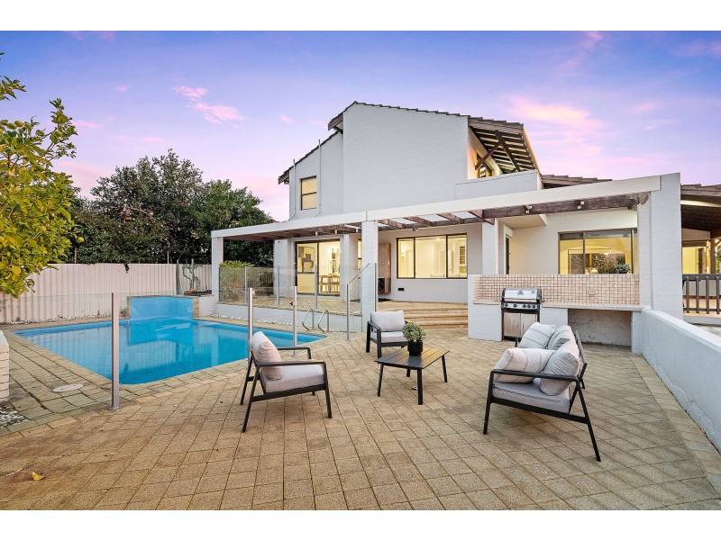 8 Rowley Place, Bull Creek WA 6149